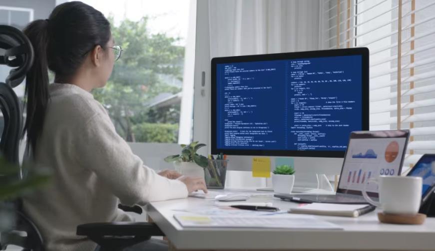 通城县企业数字化解决方案:机器学习赋能商业模式升级的核心路径